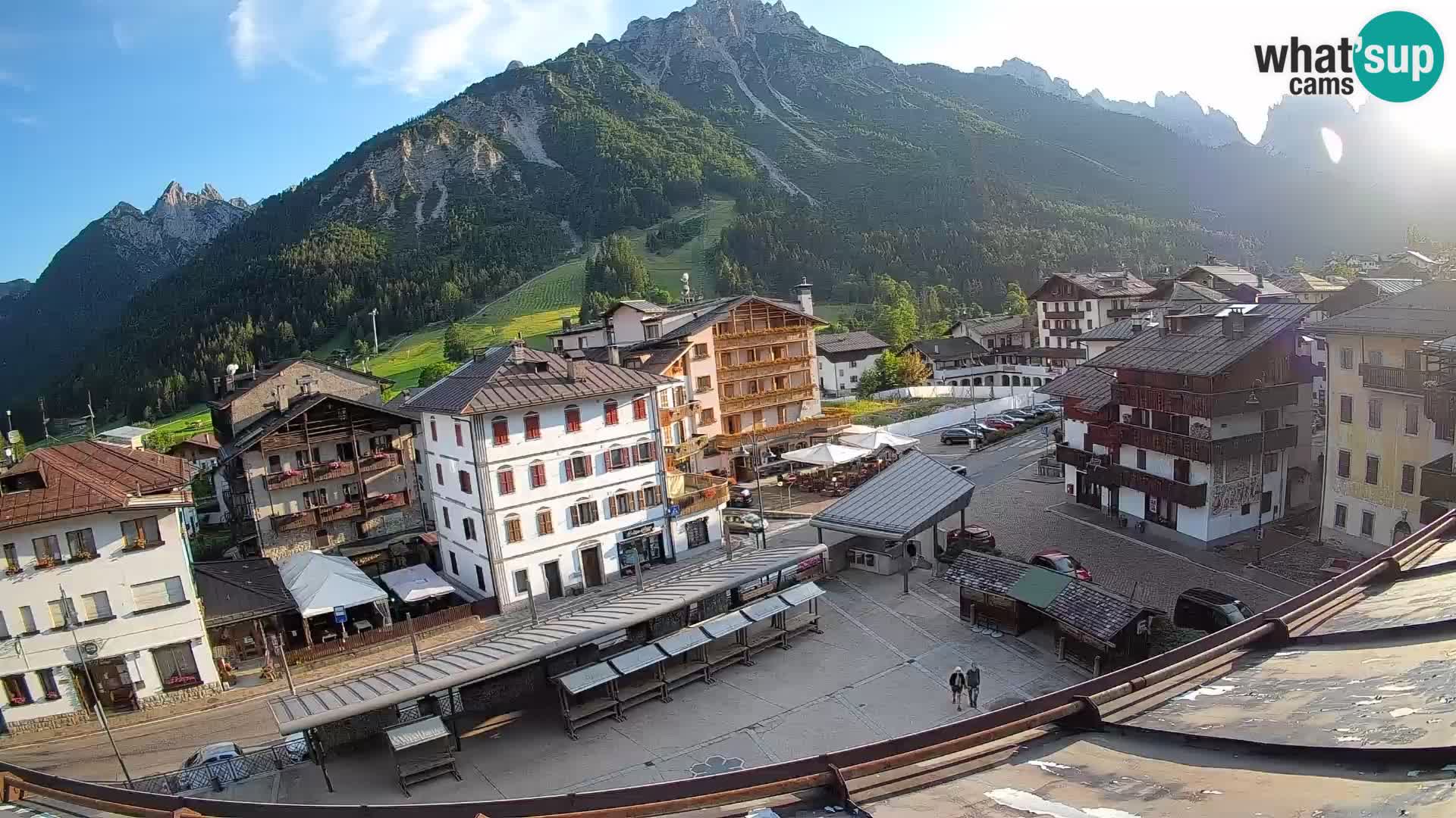 Plaza principal de Forni di Sopra