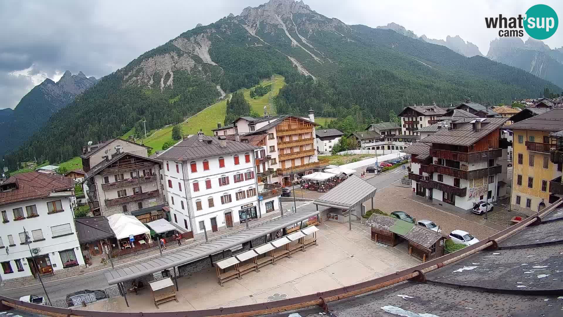 Hauptplatz von Forni di Sopra