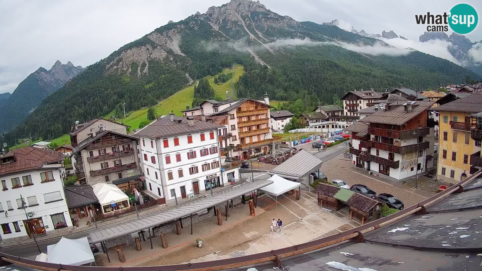 Hauptplatz von Forni di Sopra