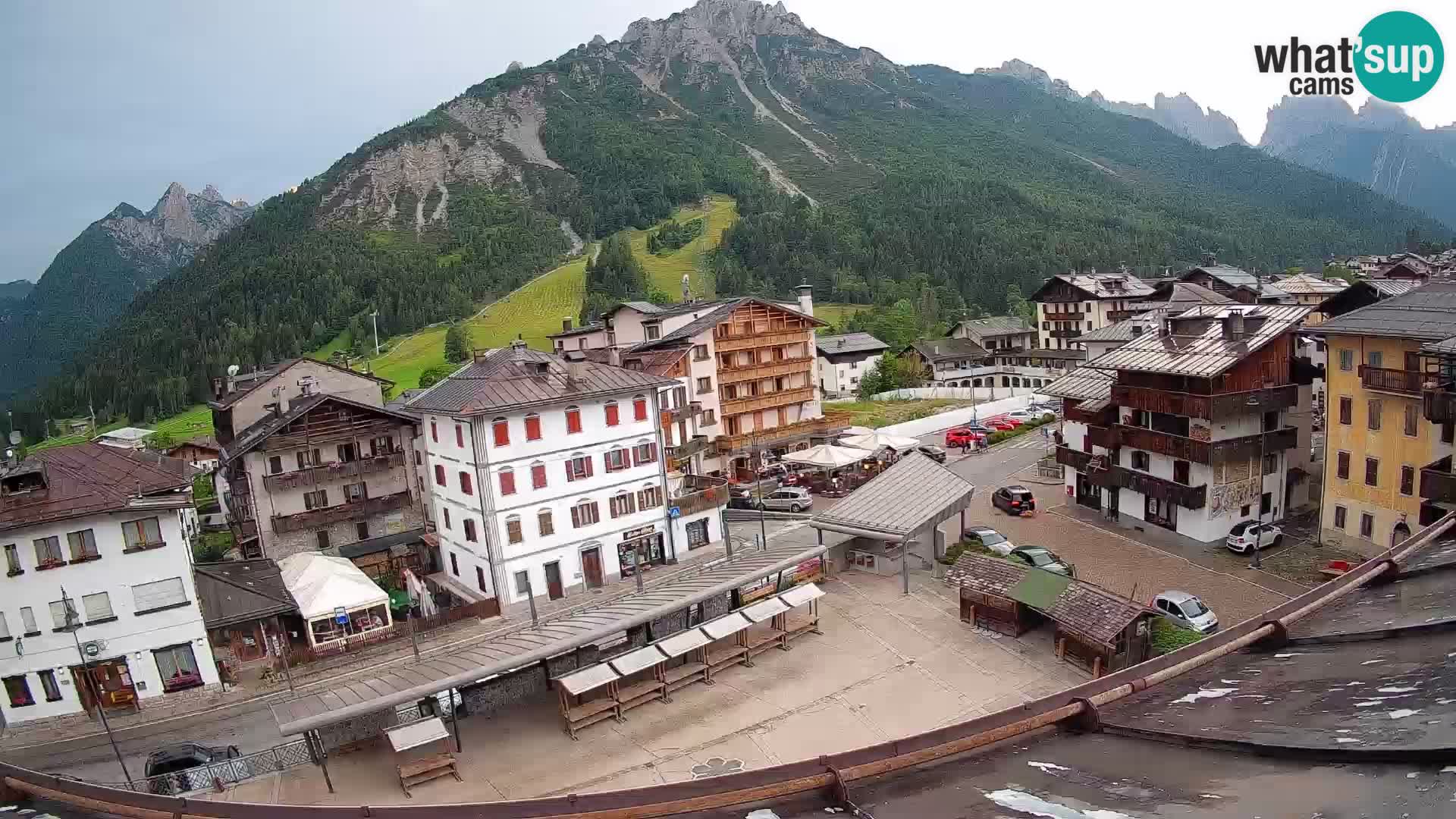 Hauptplatz von Forni di Sopra