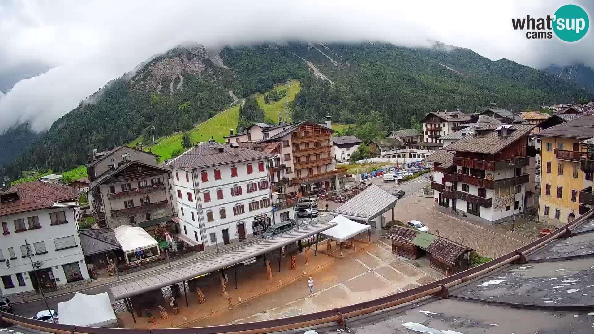 Hauptplatz von Forni di Sopra