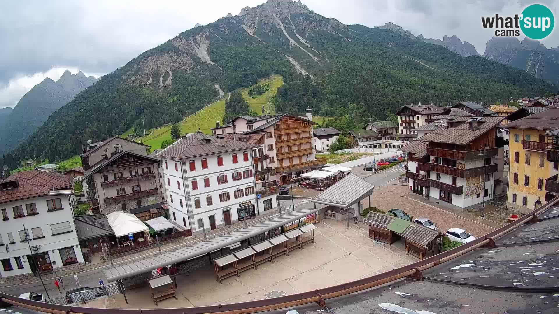 Hauptplatz von Forni di Sopra