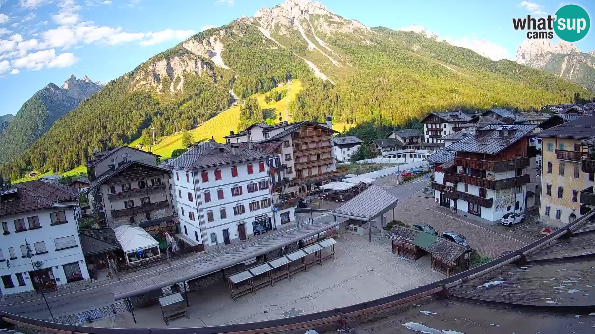 Hauptplatz von Forni di Sopra