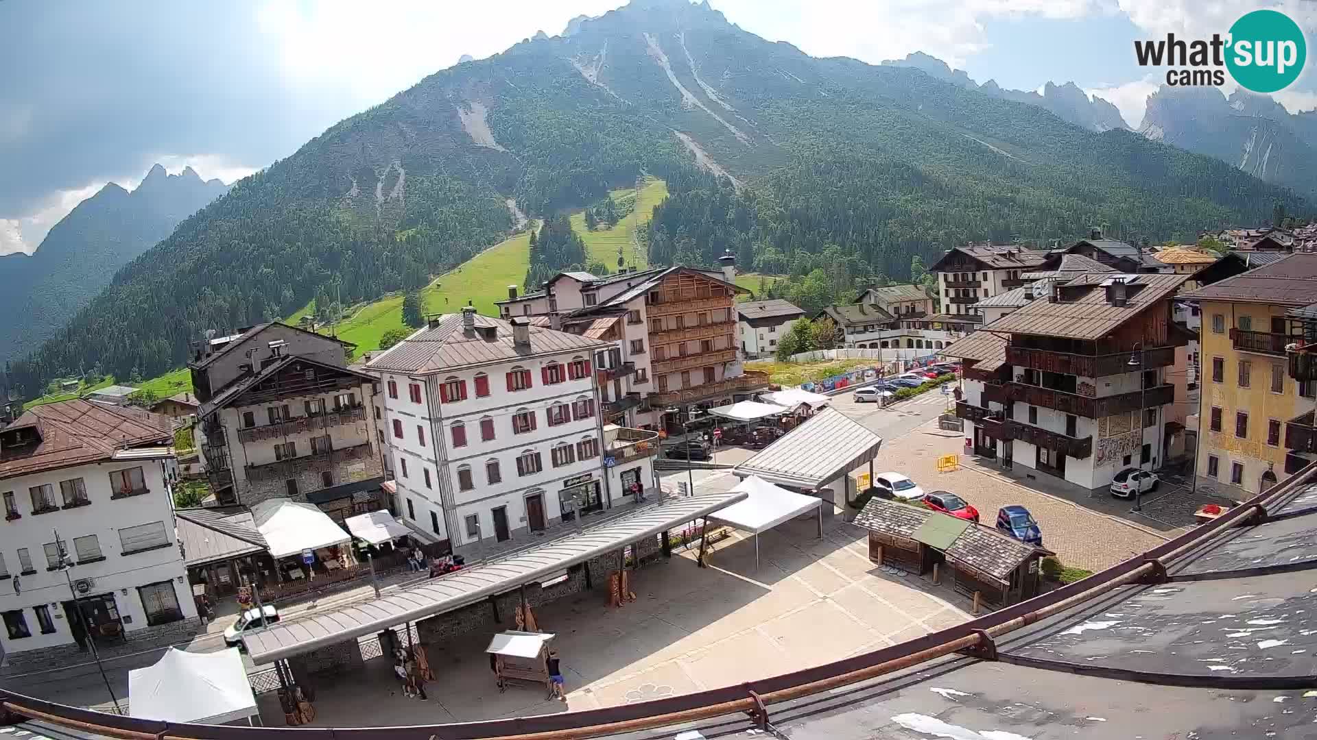 Hauptplatz von Forni di Sopra