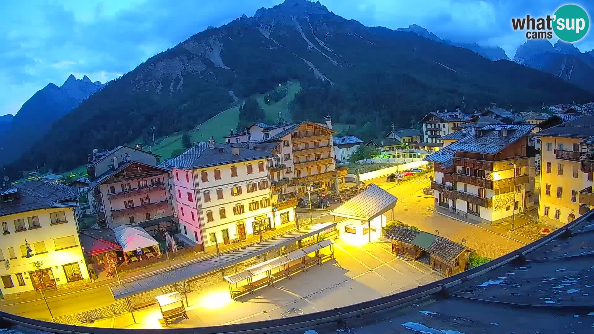 Hauptplatz von Forni di Sopra