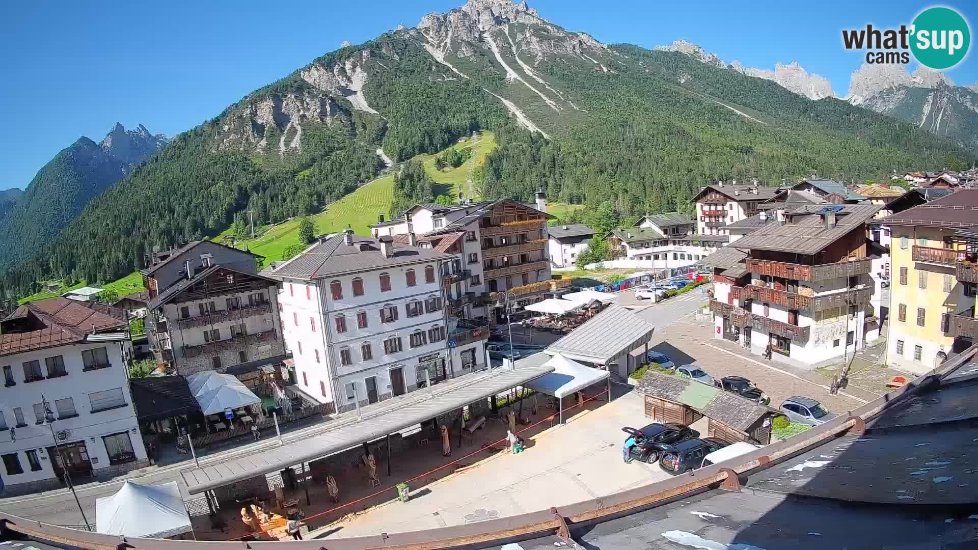 Hauptplatz von Forni di Sopra