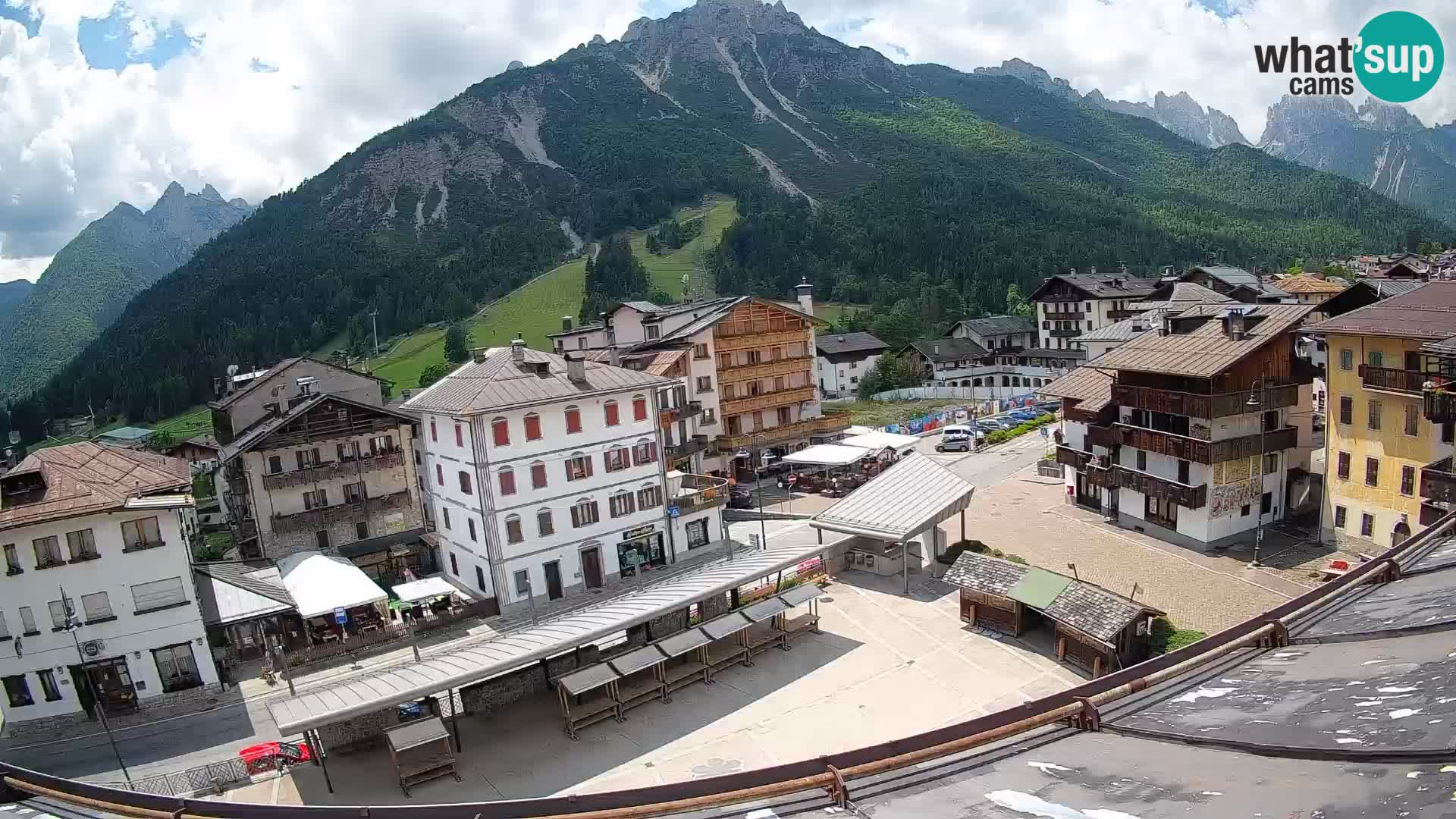 Hauptplatz von Forni di Sopra