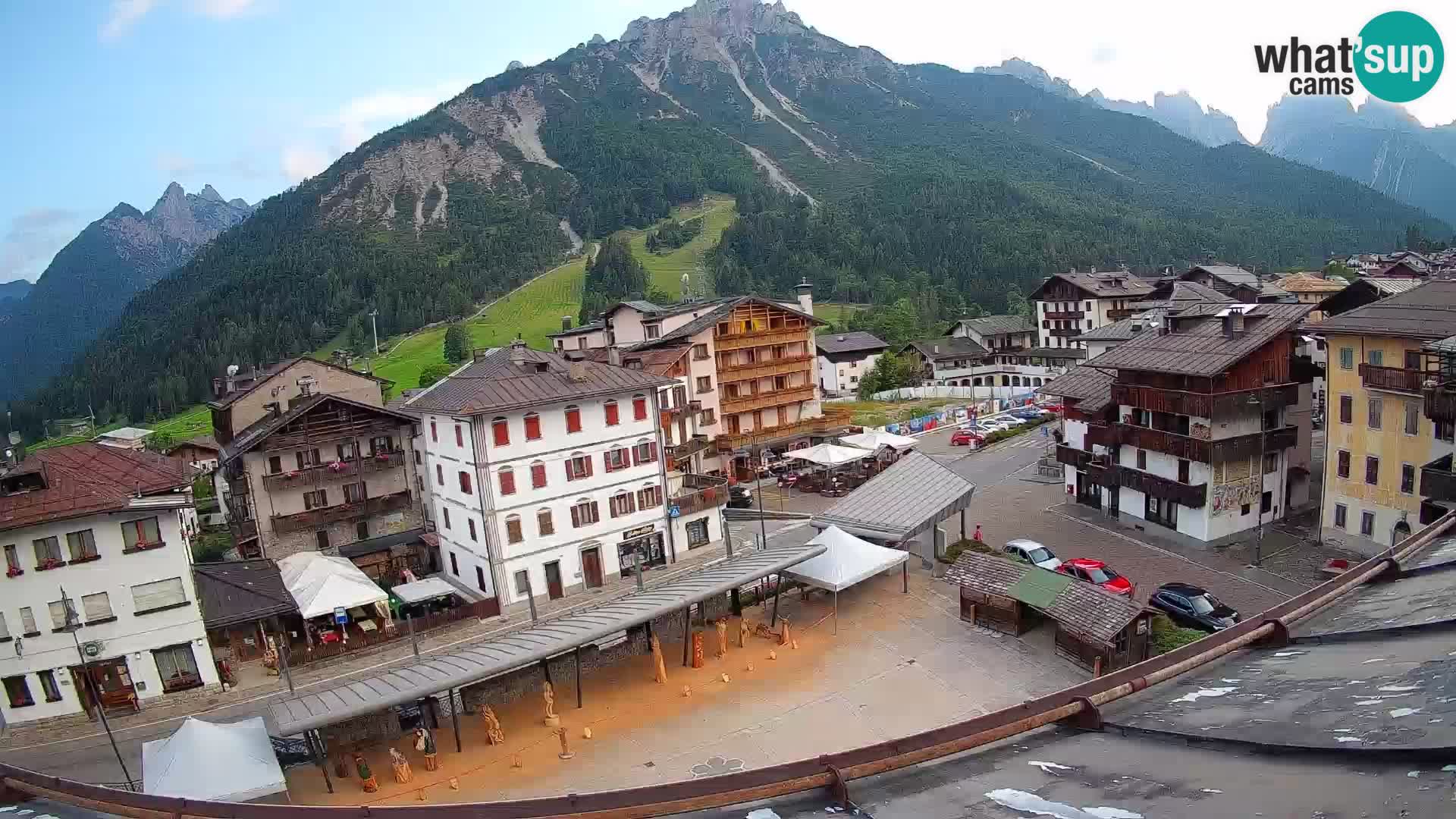 Hauptplatz von Forni di Sopra