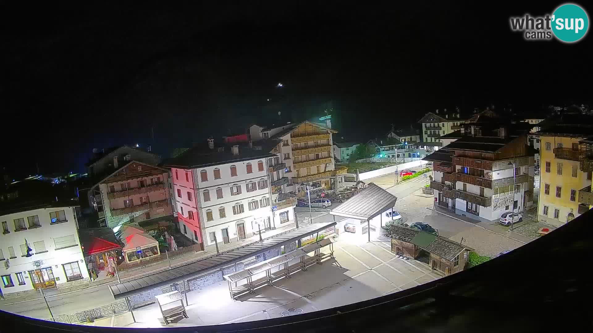 Hauptplatz von Forni di Sopra