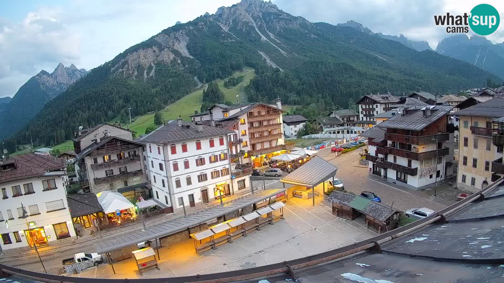 Hauptplatz von Forni di Sopra