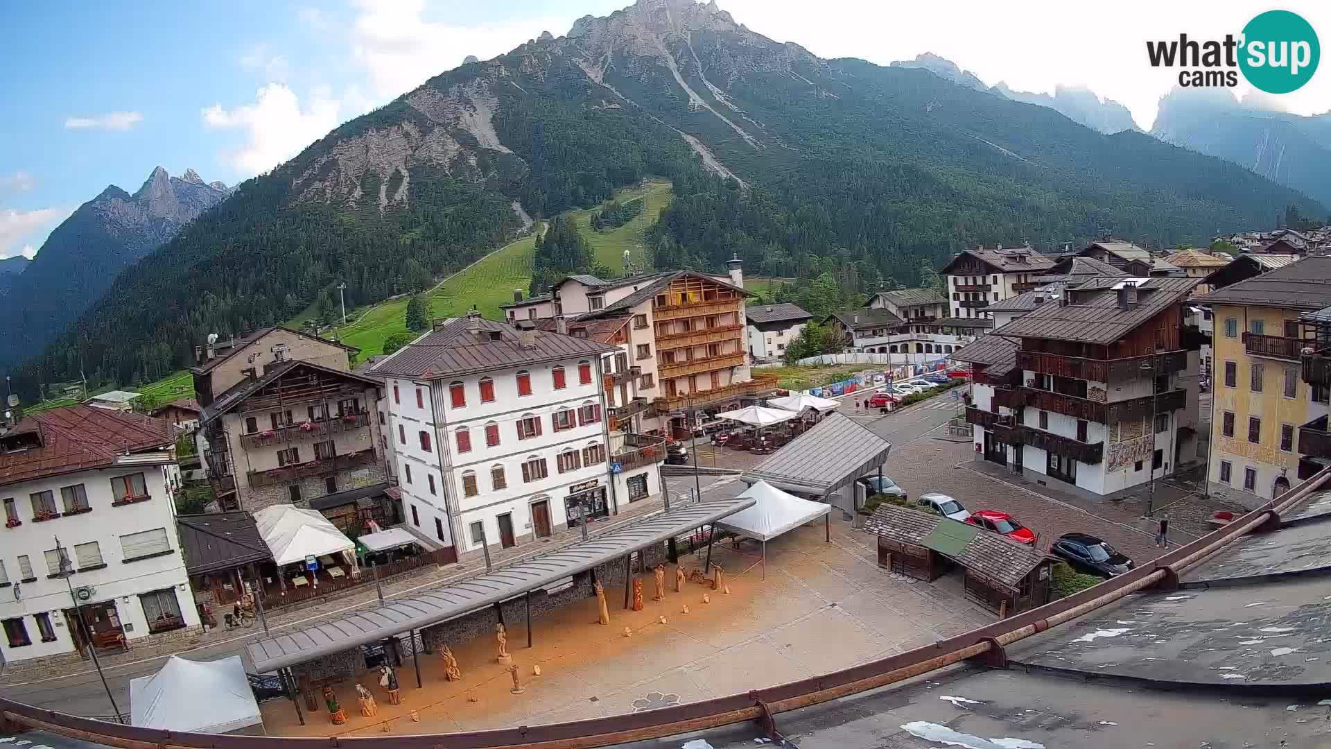 Hauptplatz von Forni di Sopra