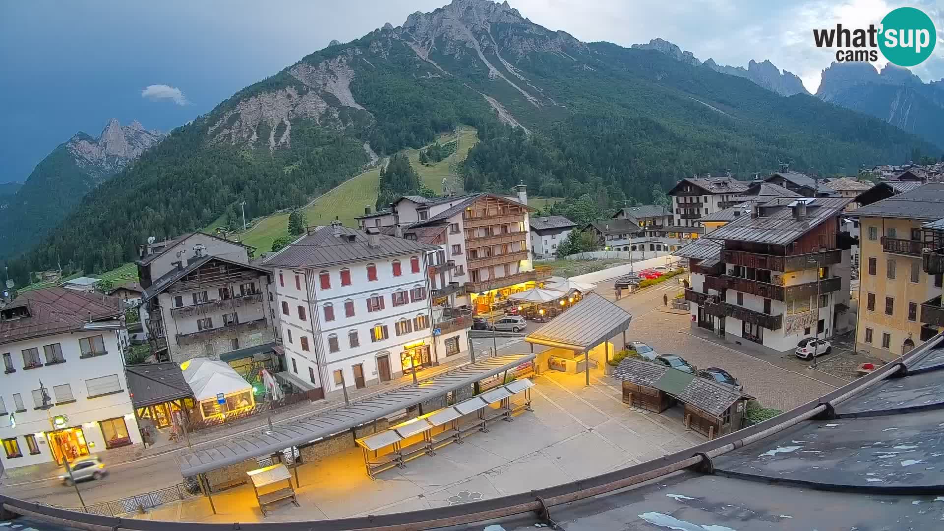 Hauptplatz von Forni di Sopra