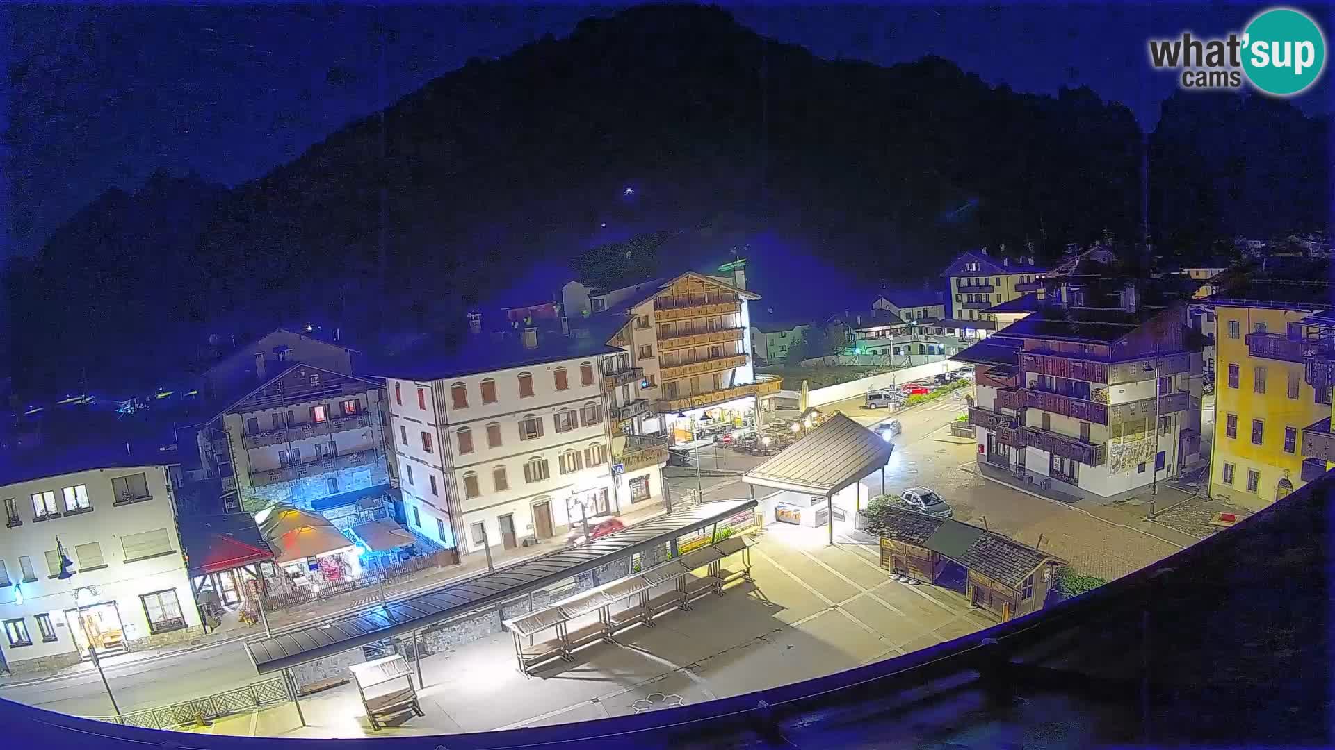Hauptplatz von Forni di Sopra