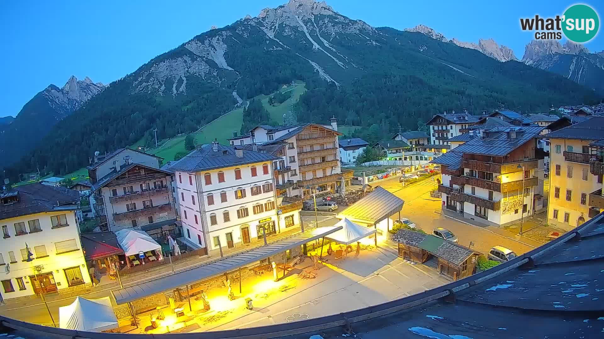 Hauptplatz von Forni di Sopra