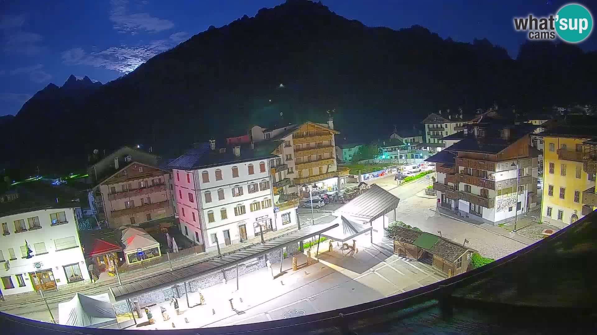 Hauptplatz von Forni di Sopra