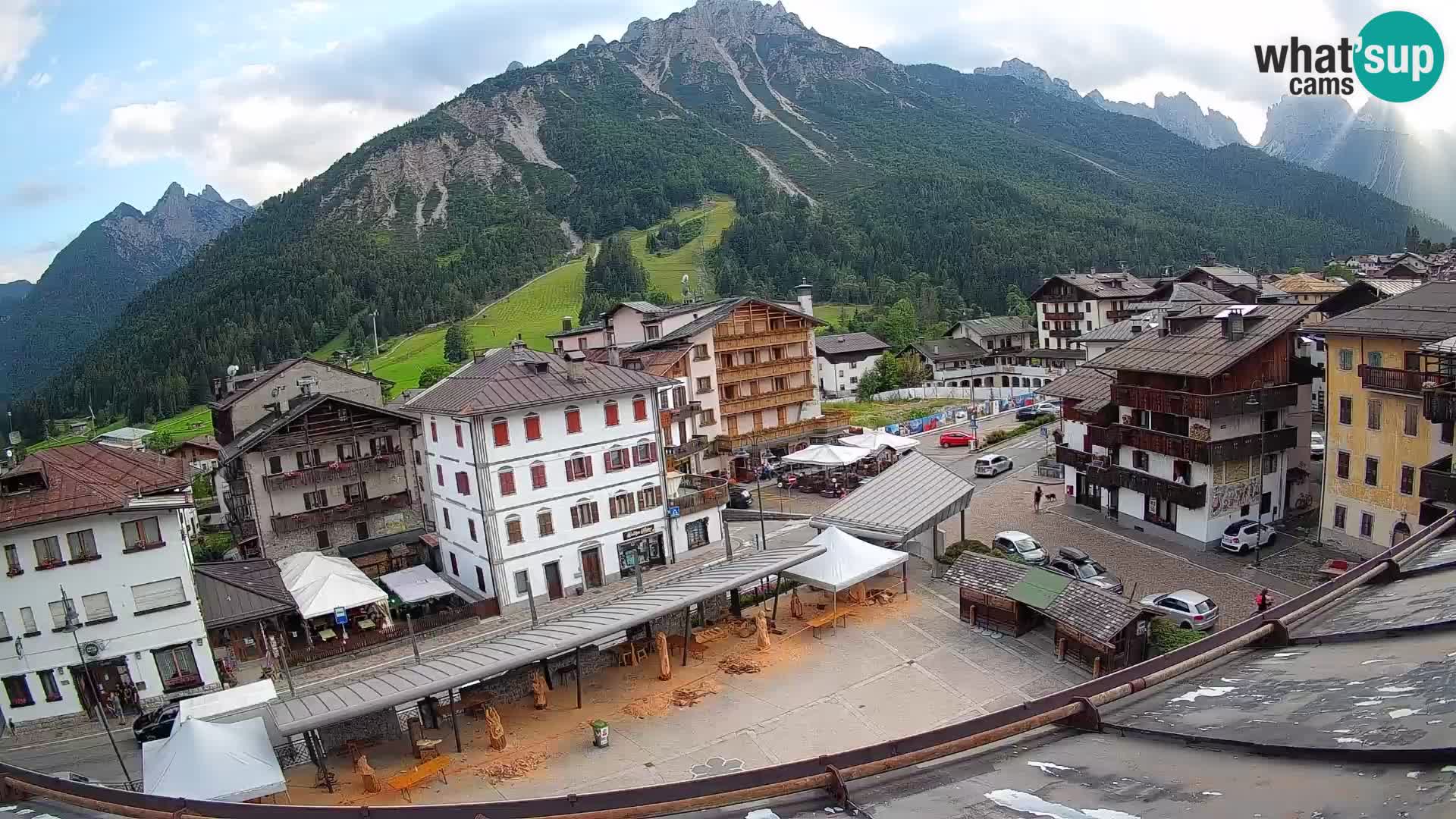 Hauptplatz von Forni di Sopra