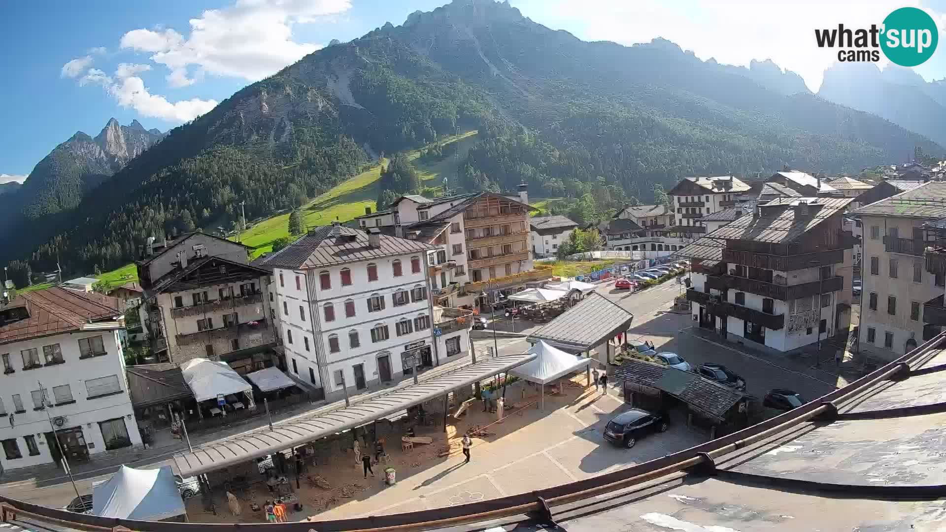Hauptplatz von Forni di Sopra