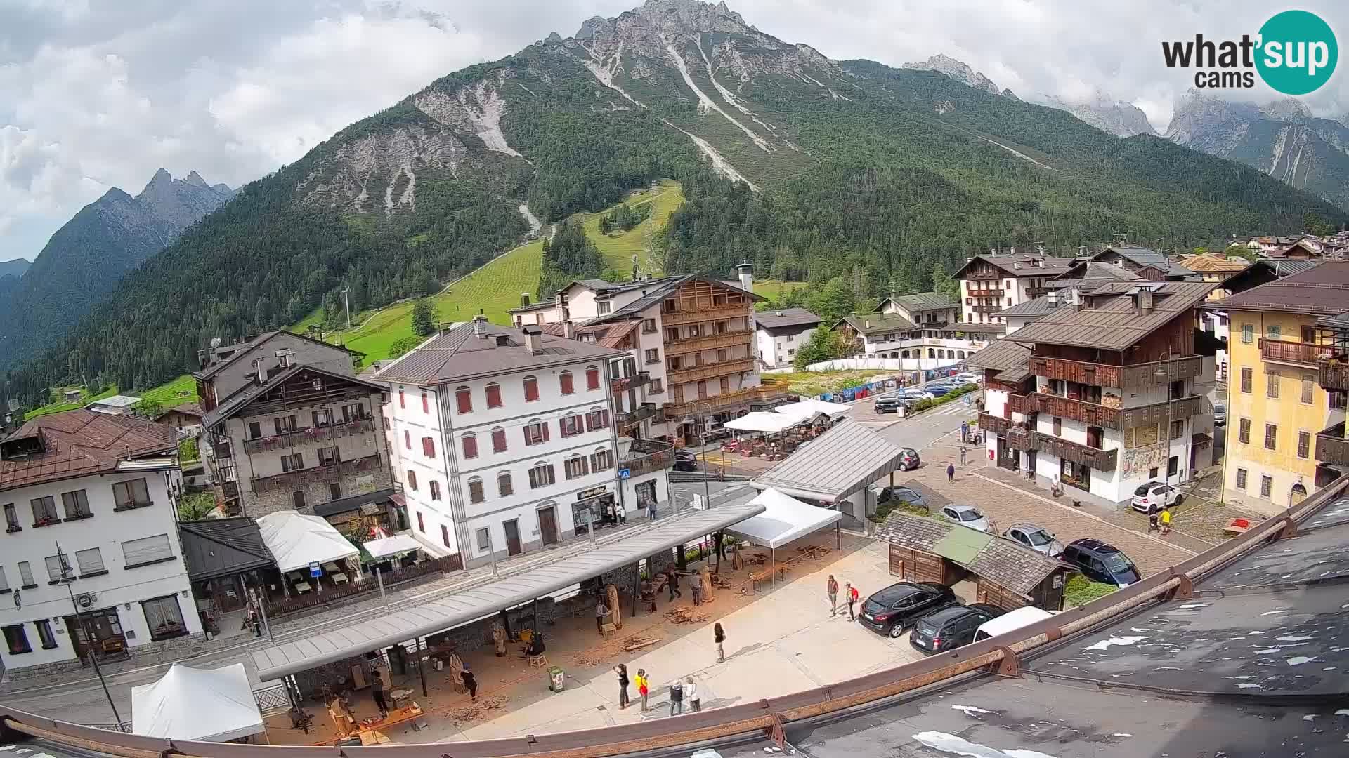 Hauptplatz von Forni di Sopra