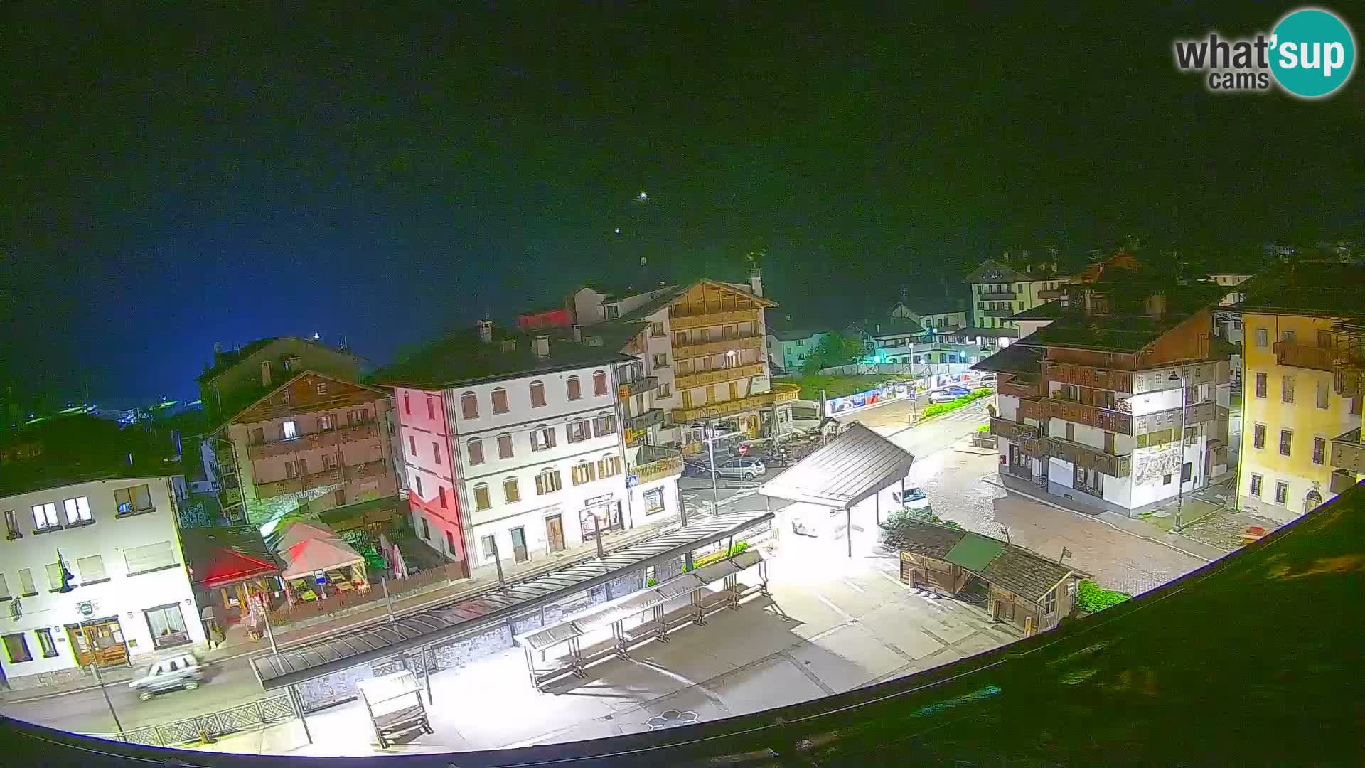 Plaza principal de Forni di Sopra