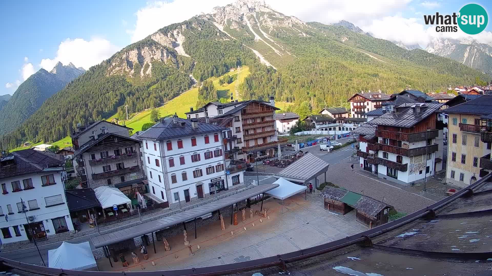 Hauptplatz von Forni di Sopra
