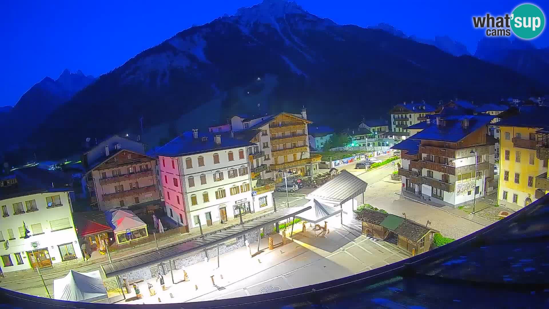 Hauptplatz von Forni di Sopra