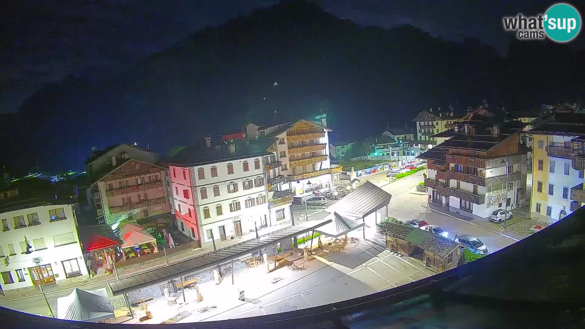Hauptplatz von Forni di Sopra