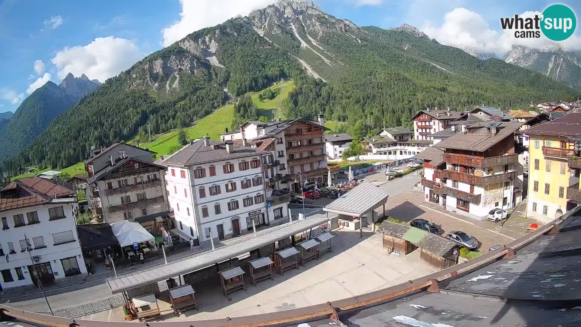 Hauptplatz von Forni di Sopra