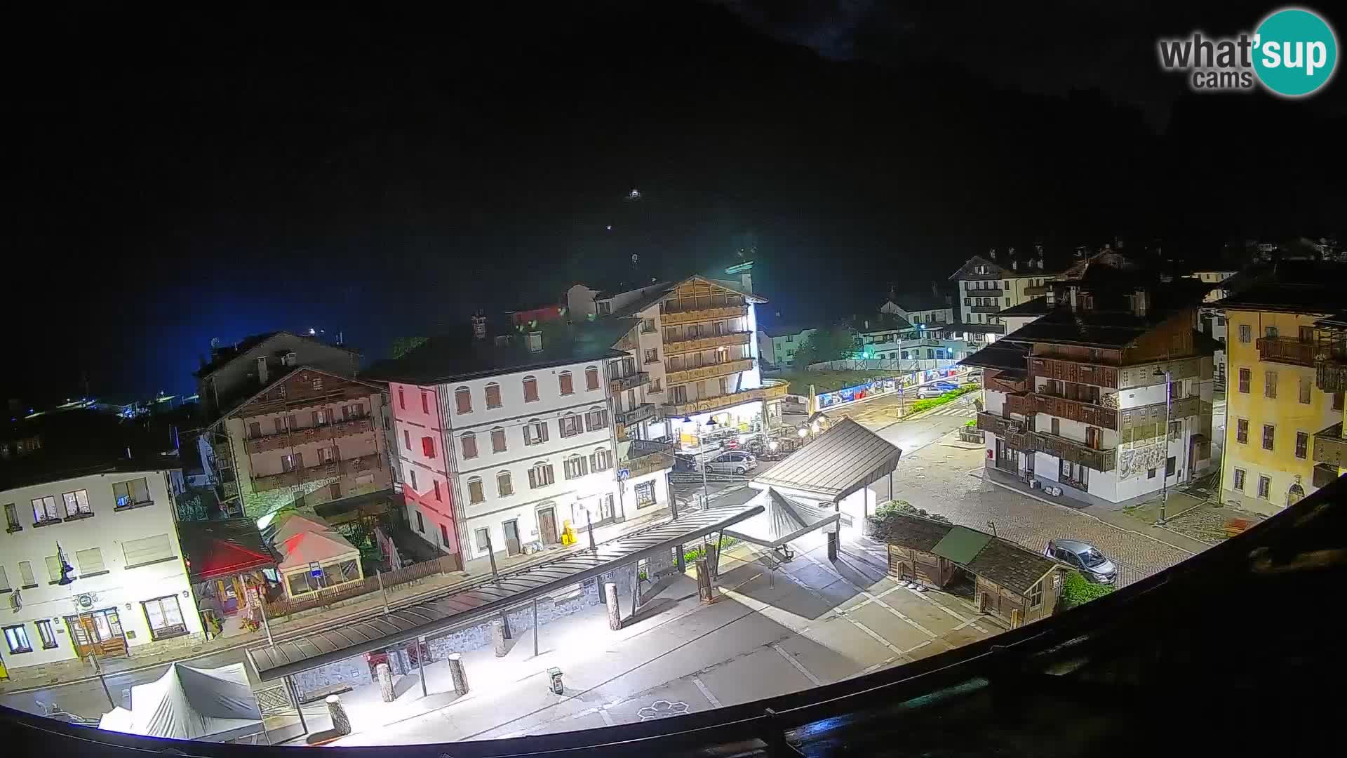 Hauptplatz von Forni di Sopra