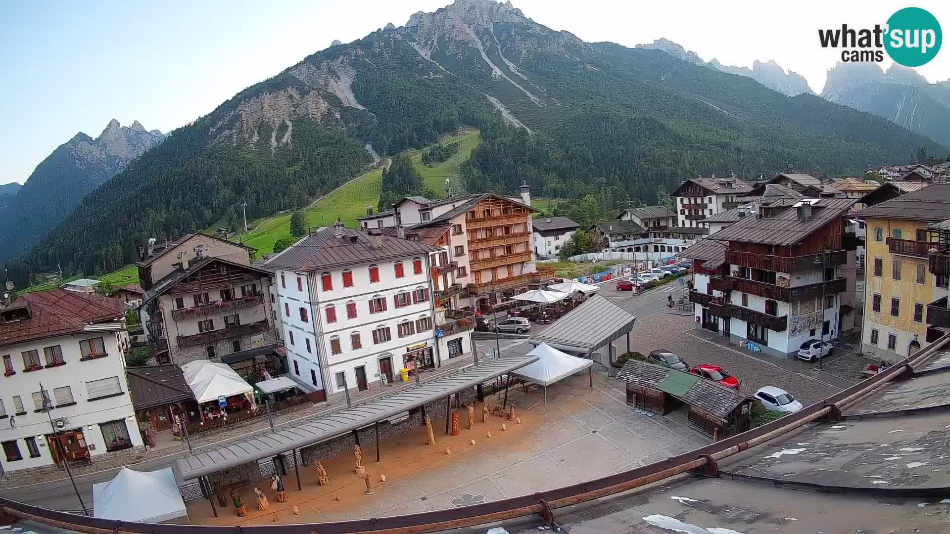 Hauptplatz von Forni di Sopra