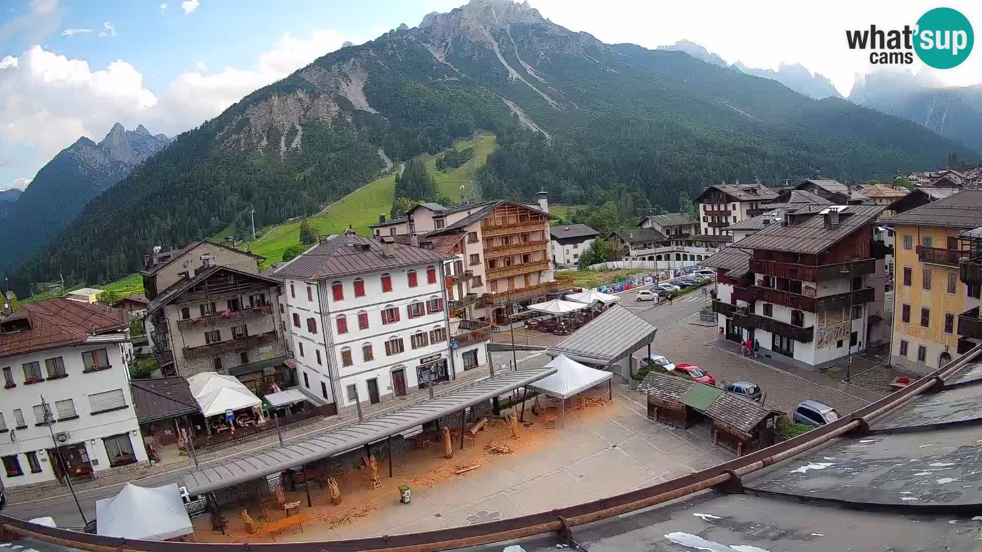 Hauptplatz von Forni di Sopra
