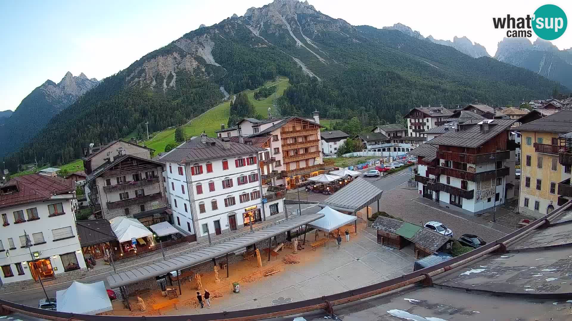 Hauptplatz von Forni di Sopra