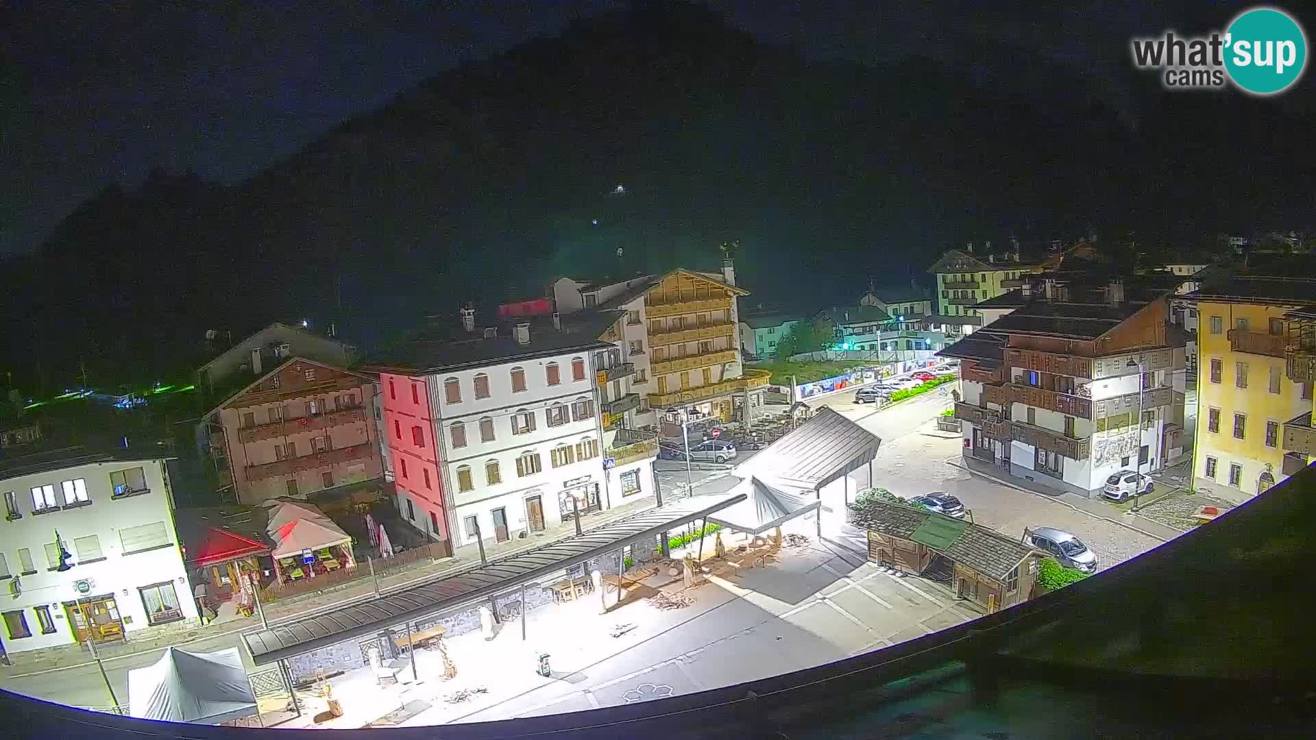 Hauptplatz von Forni di Sopra