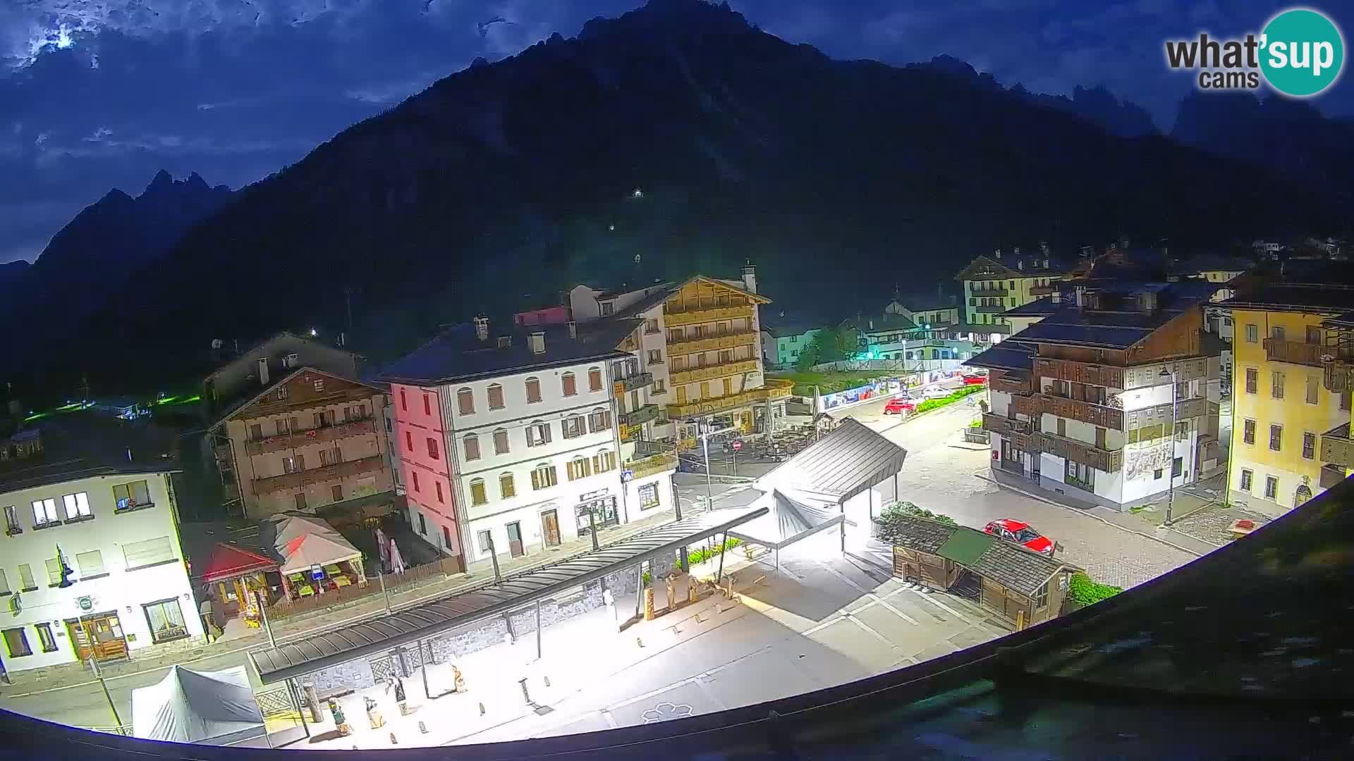 Hauptplatz von Forni di Sopra