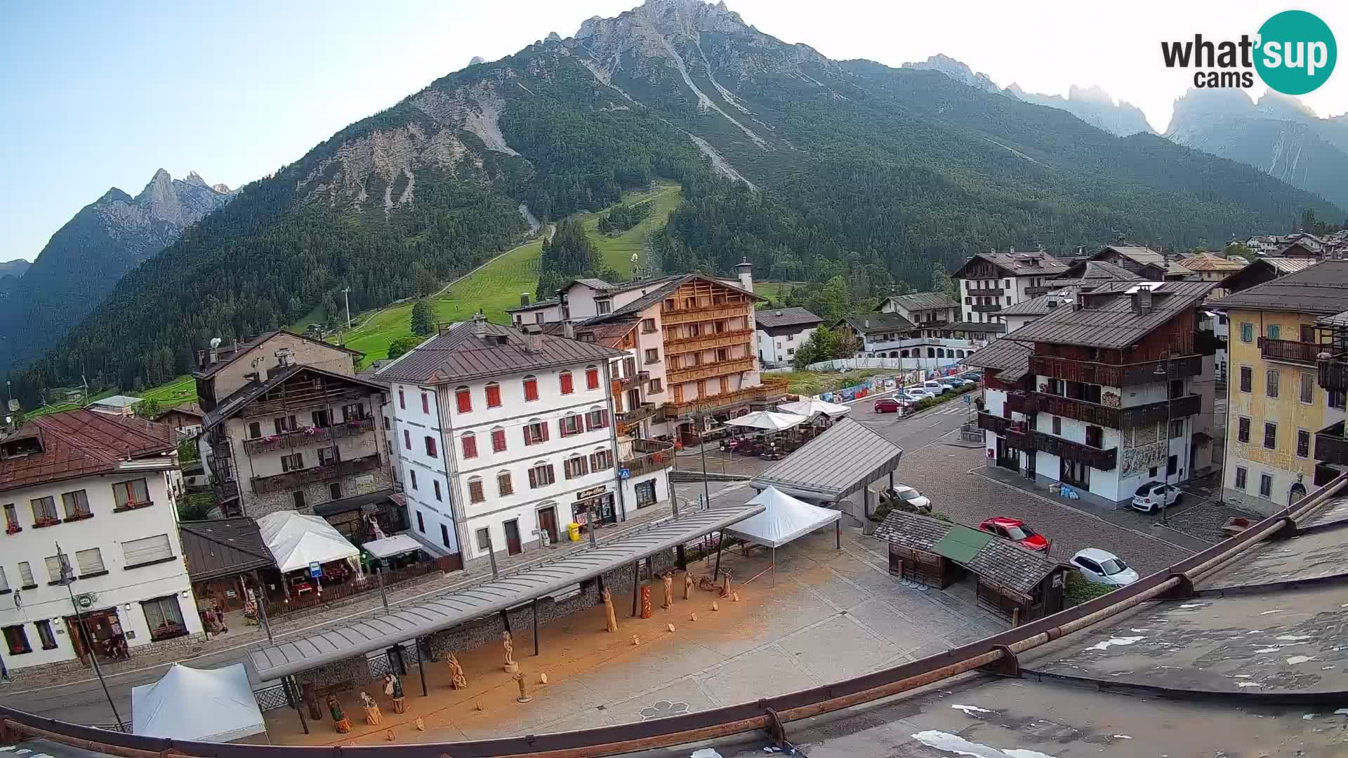 Hauptplatz von Forni di Sopra