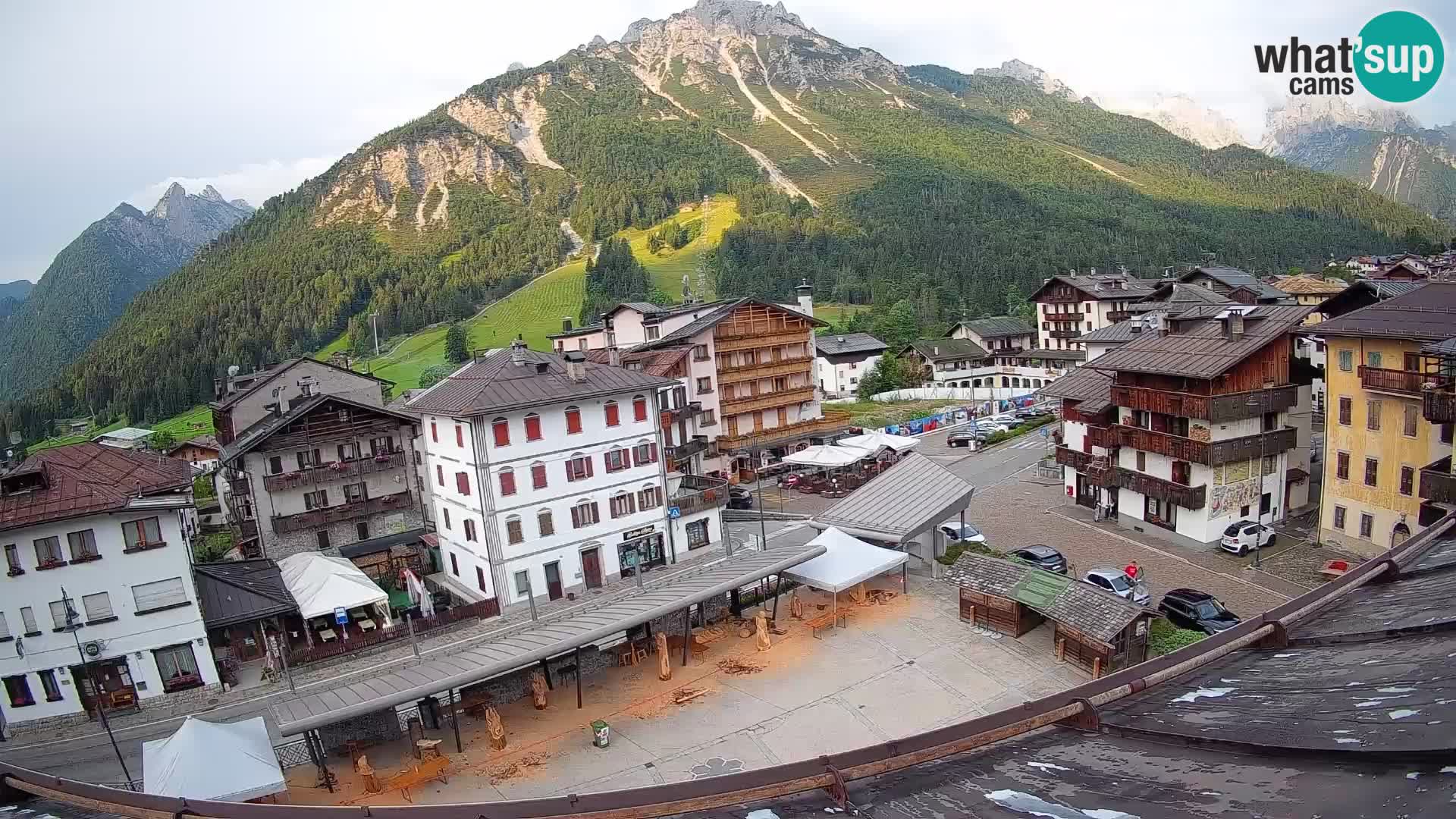 Hauptplatz von Forni di Sopra