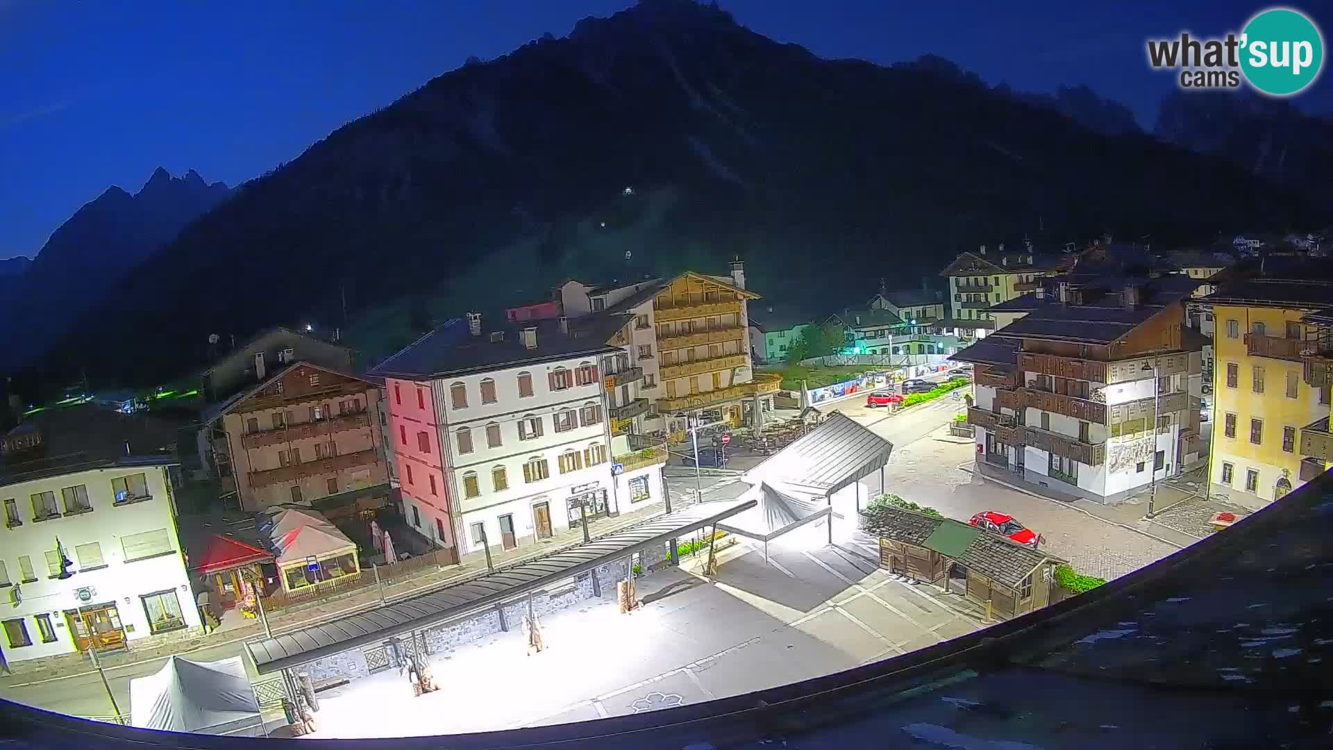 Hauptplatz von Forni di Sopra