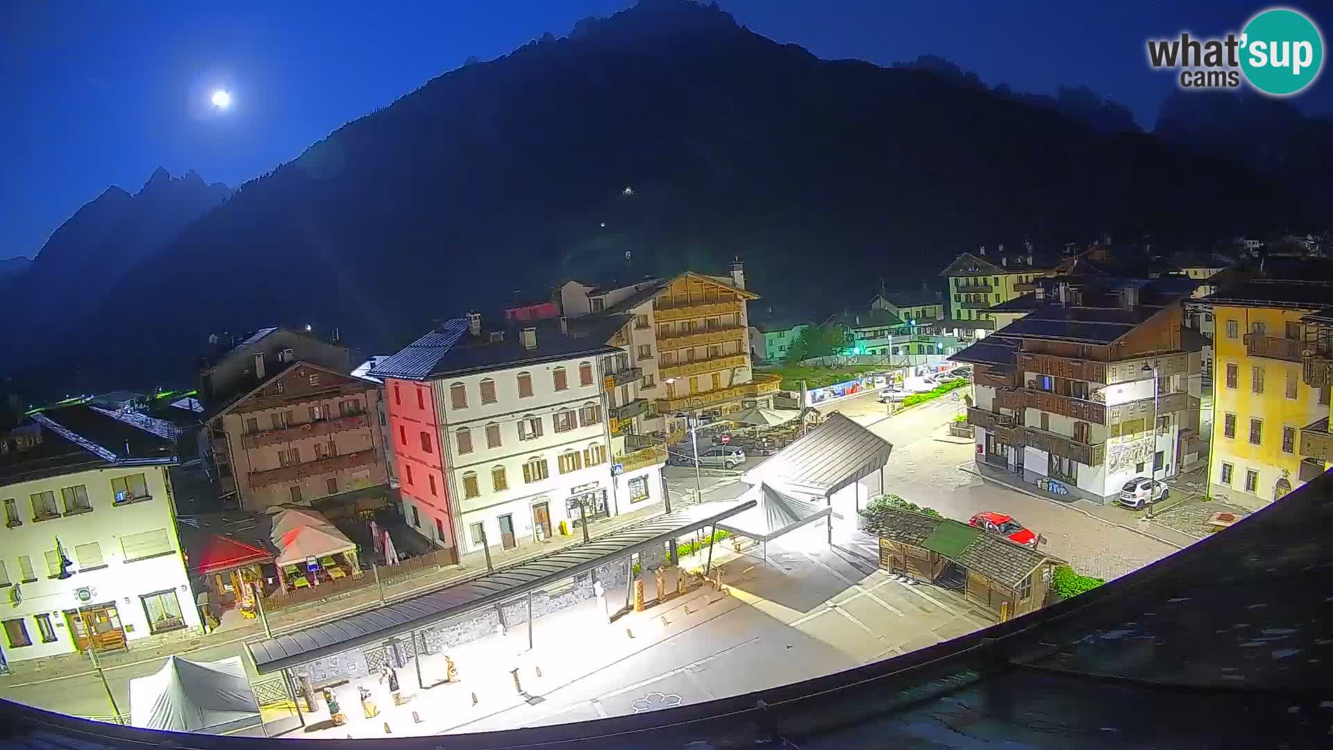 Hauptplatz von Forni di Sopra
