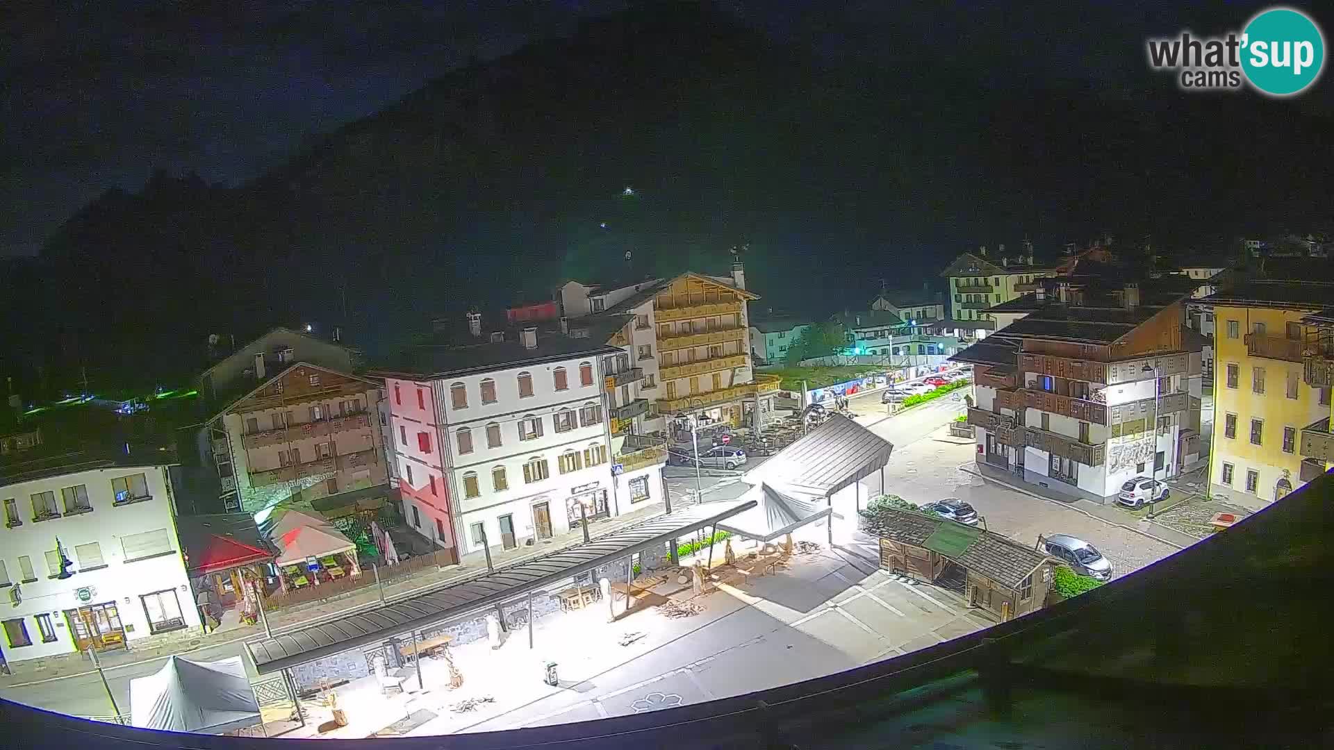 Hauptplatz von Forni di Sopra