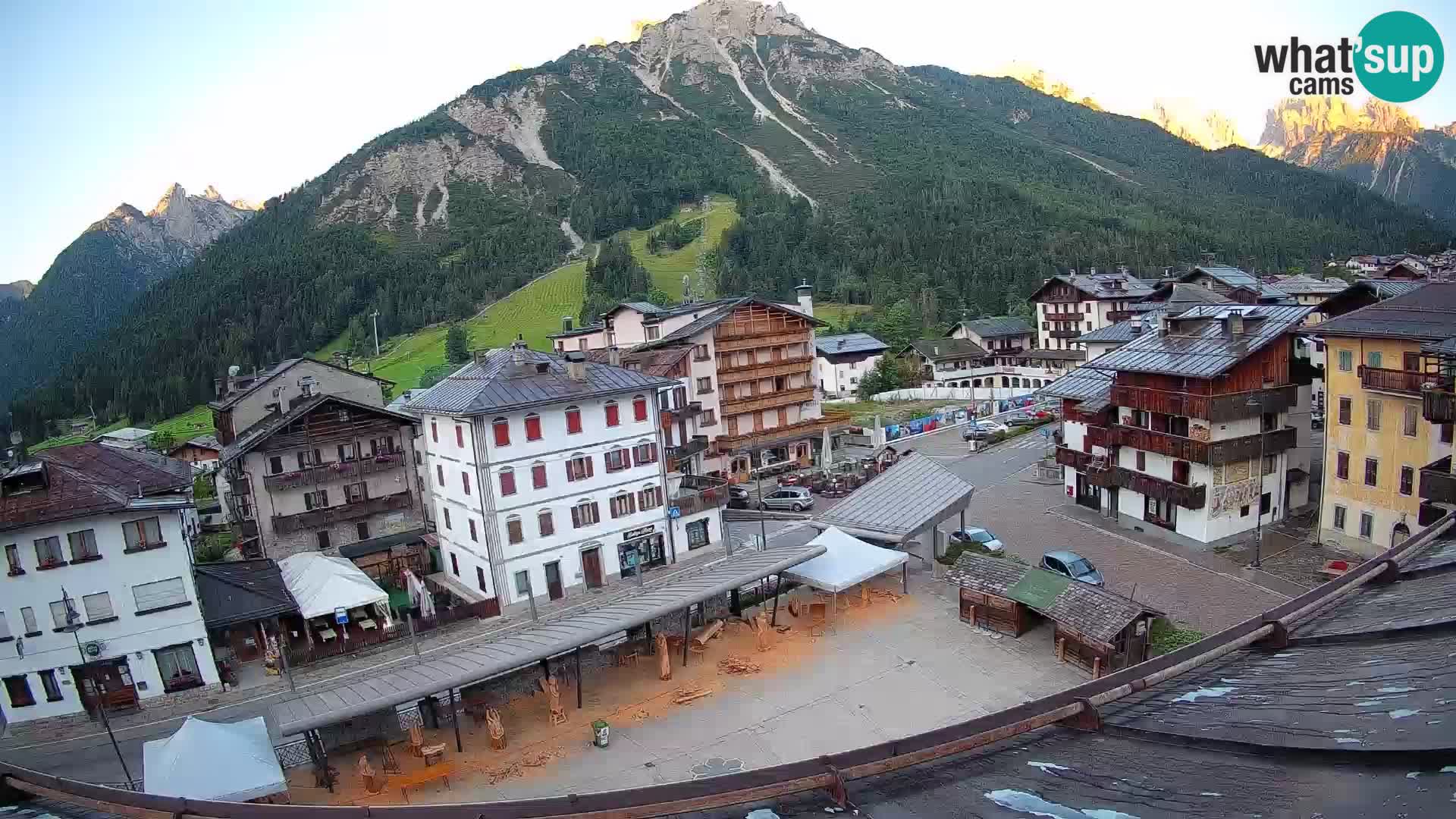 Hauptplatz von Forni di Sopra