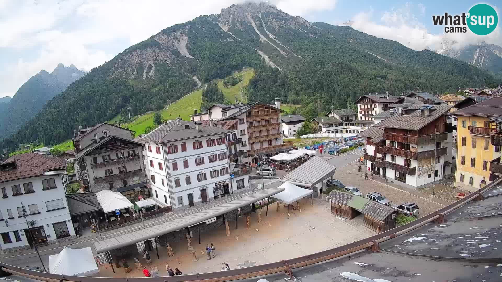 Hauptplatz von Forni di Sopra