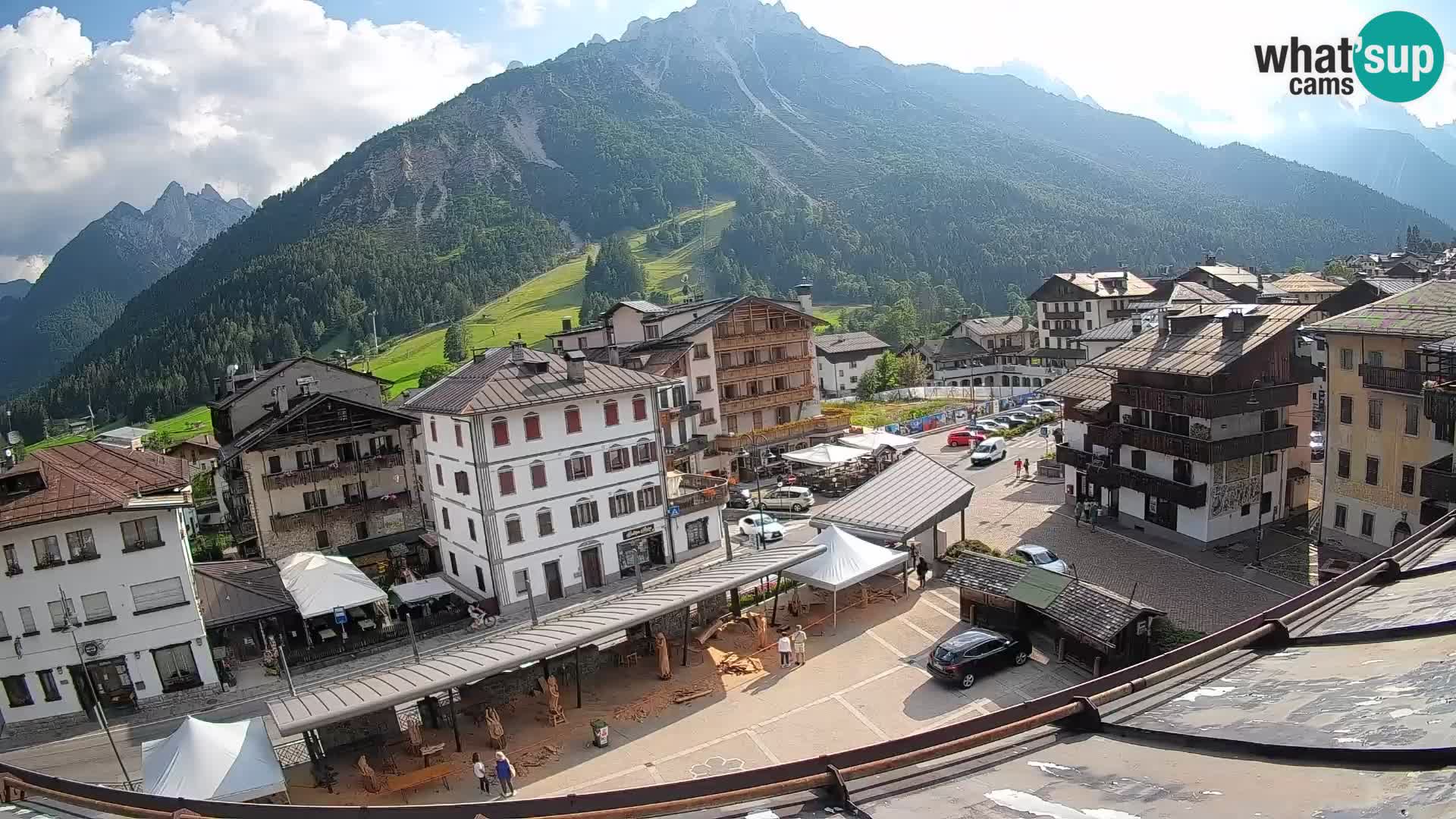 Hauptplatz von Forni di Sopra
