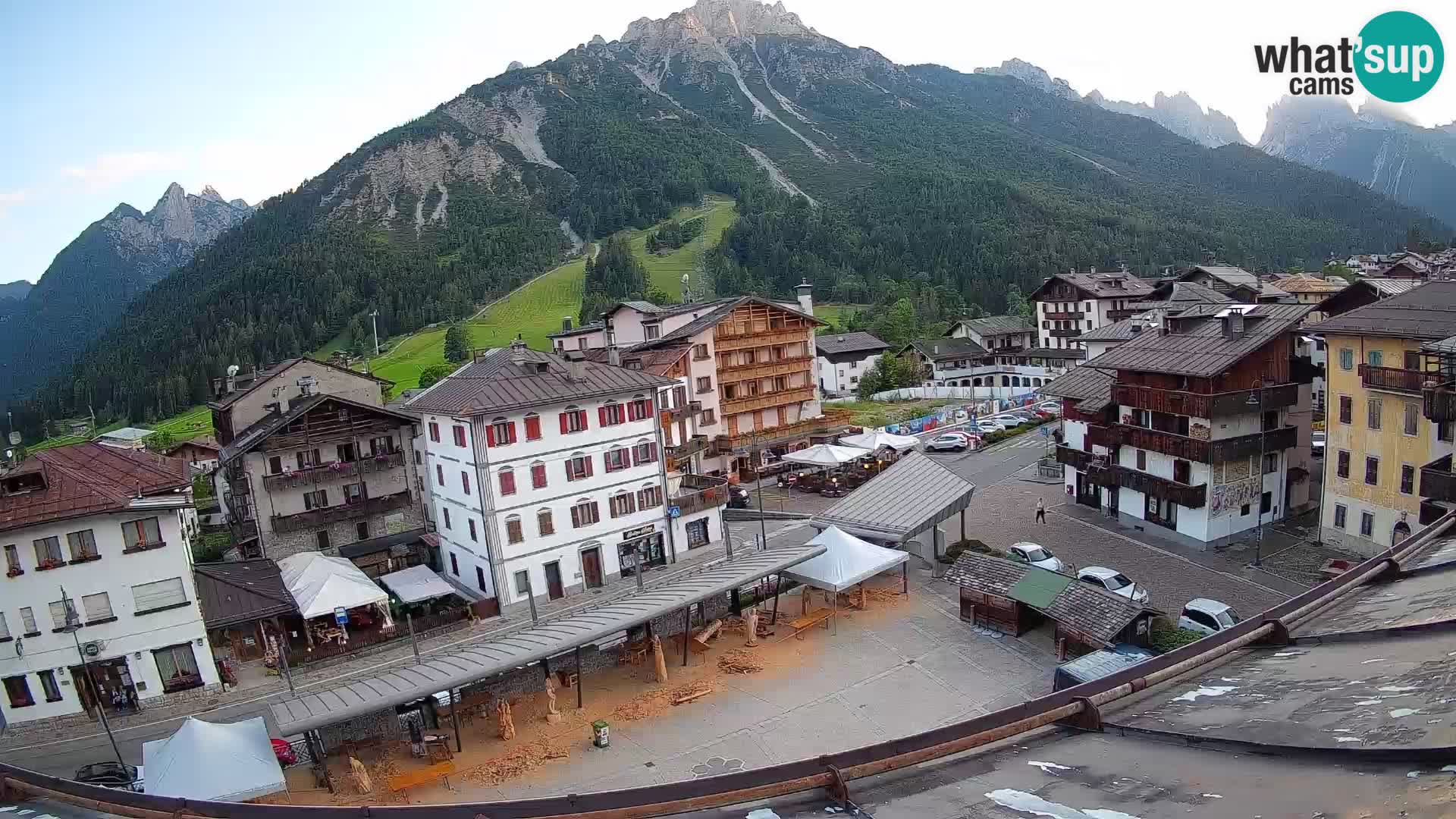 Hauptplatz von Forni di Sopra