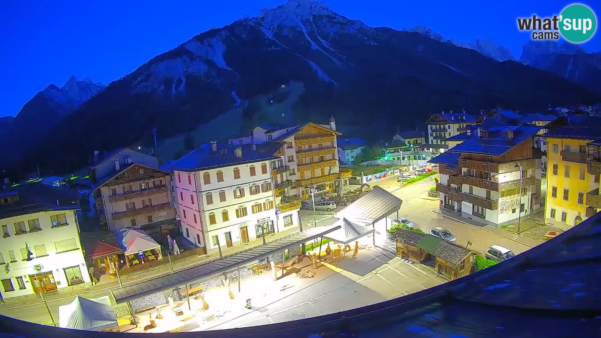 Hauptplatz von Forni di Sopra