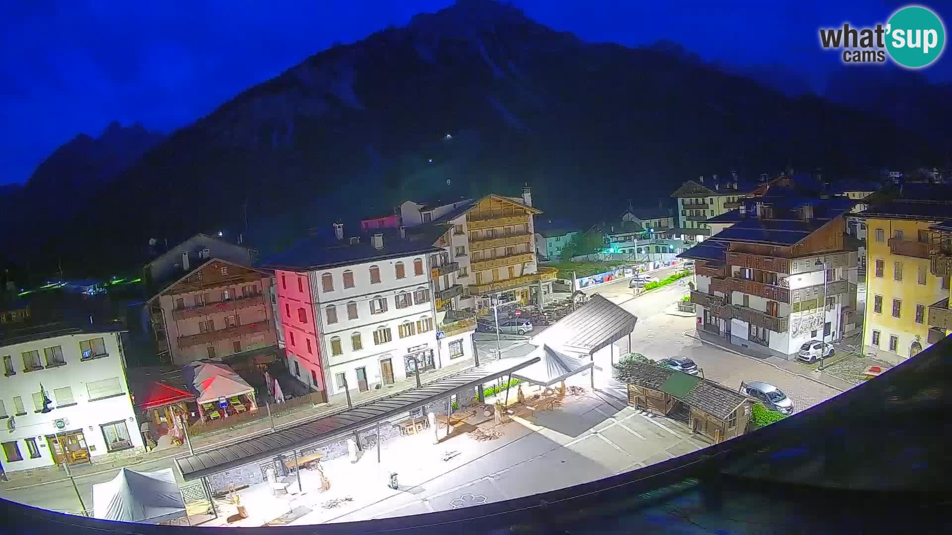Hauptplatz von Forni di Sopra