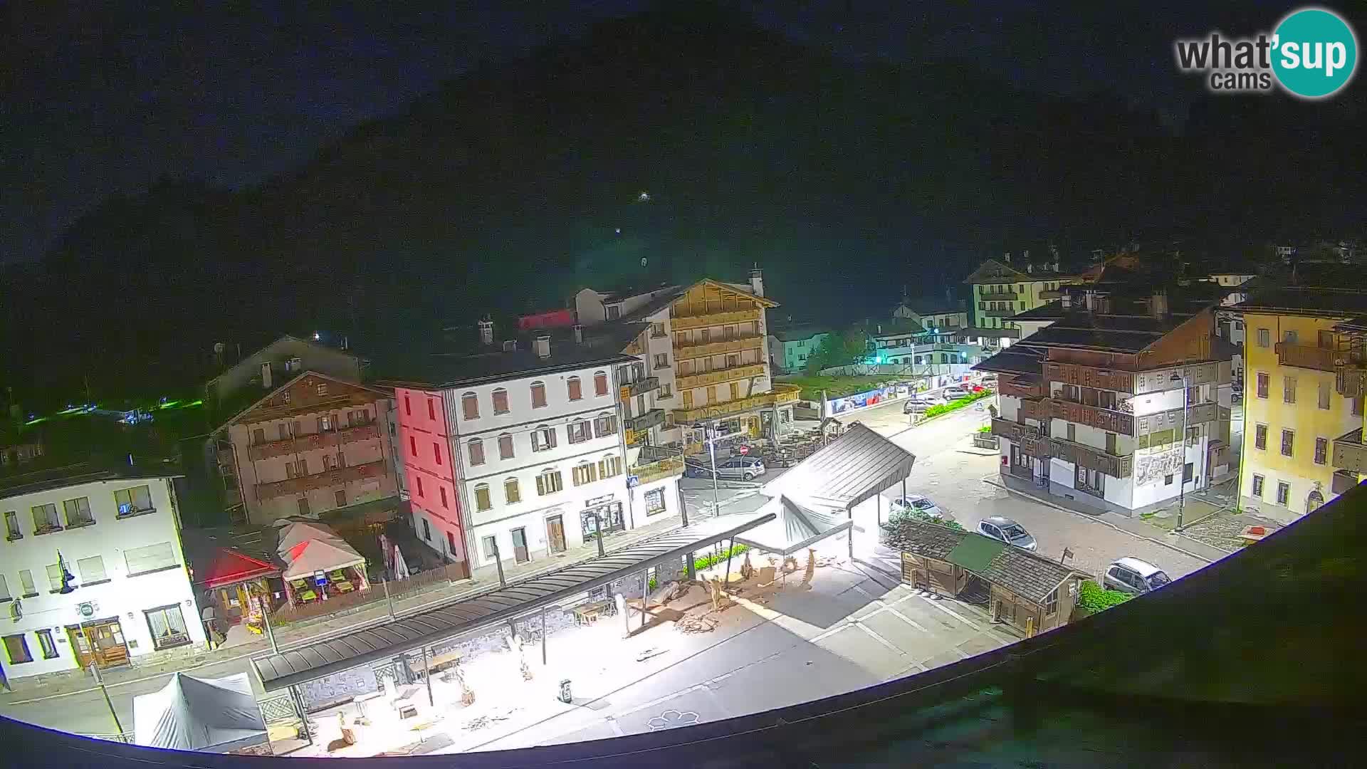 Hauptplatz von Forni di Sopra