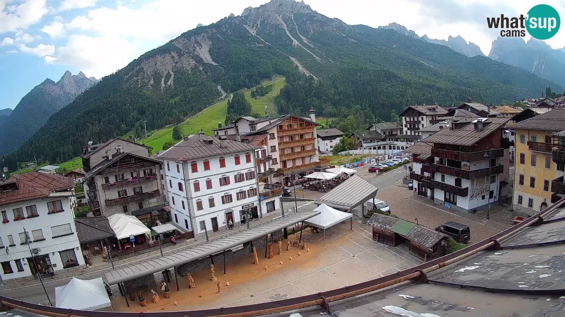 Hauptplatz von Forni di Sopra