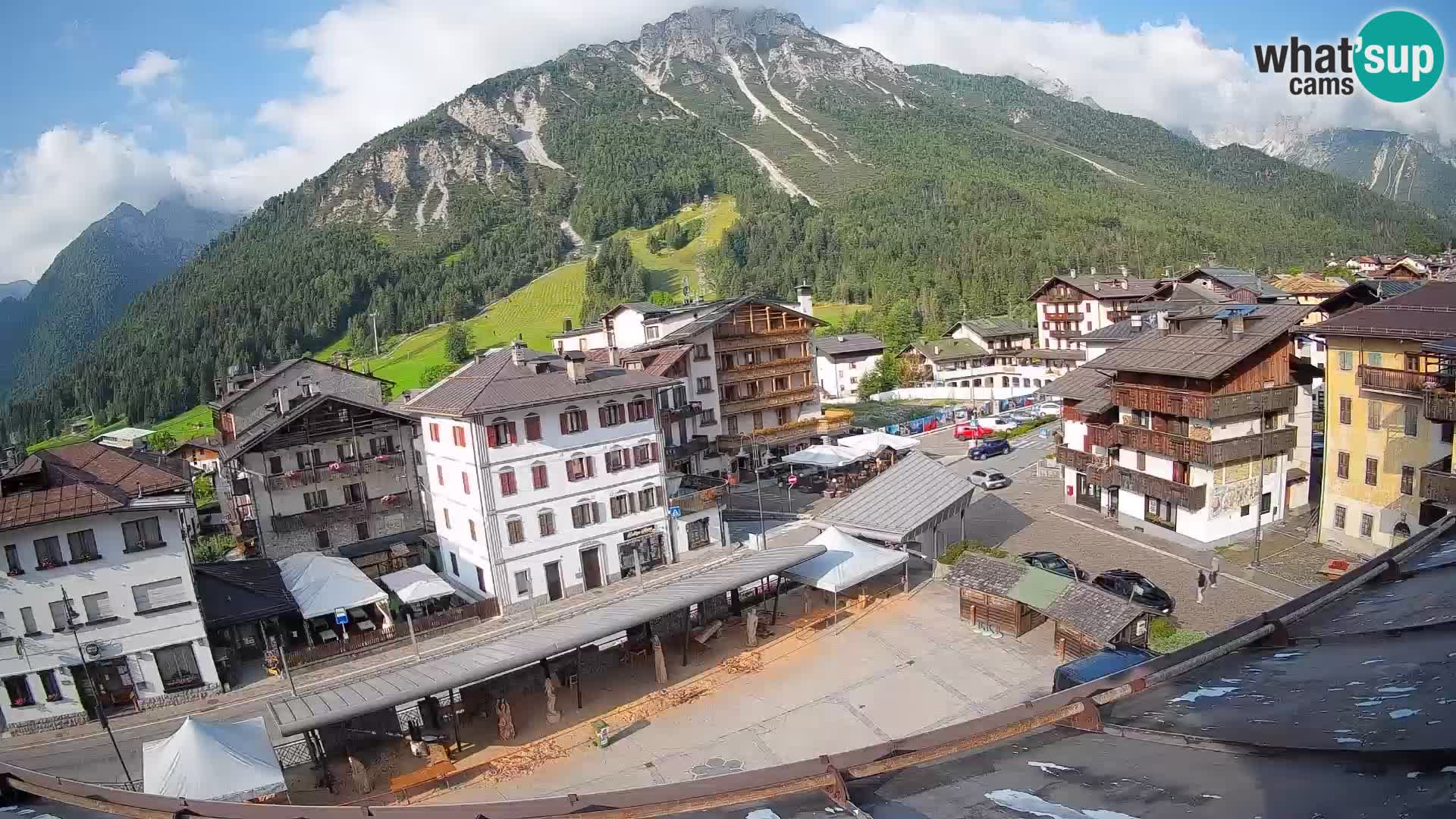Hauptplatz von Forni di Sopra