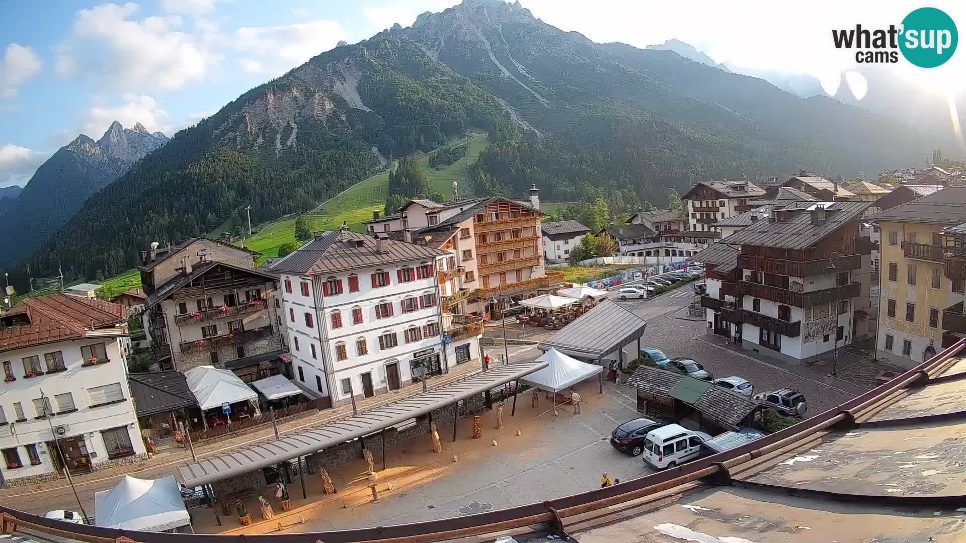 Hauptplatz von Forni di Sopra