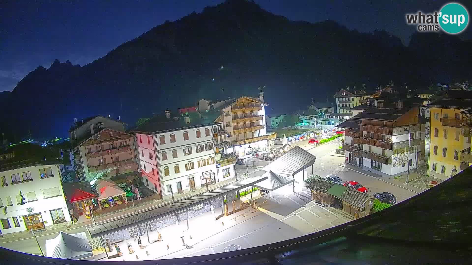 Hauptplatz von Forni di Sopra