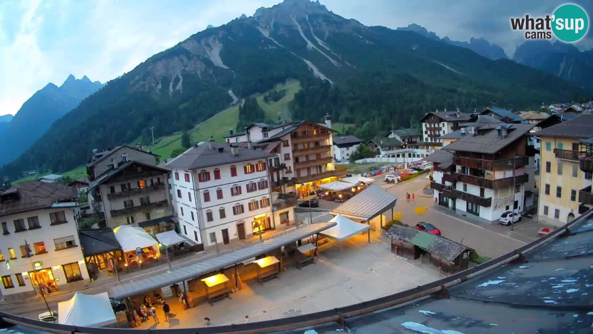Hauptplatz von Forni di Sopra